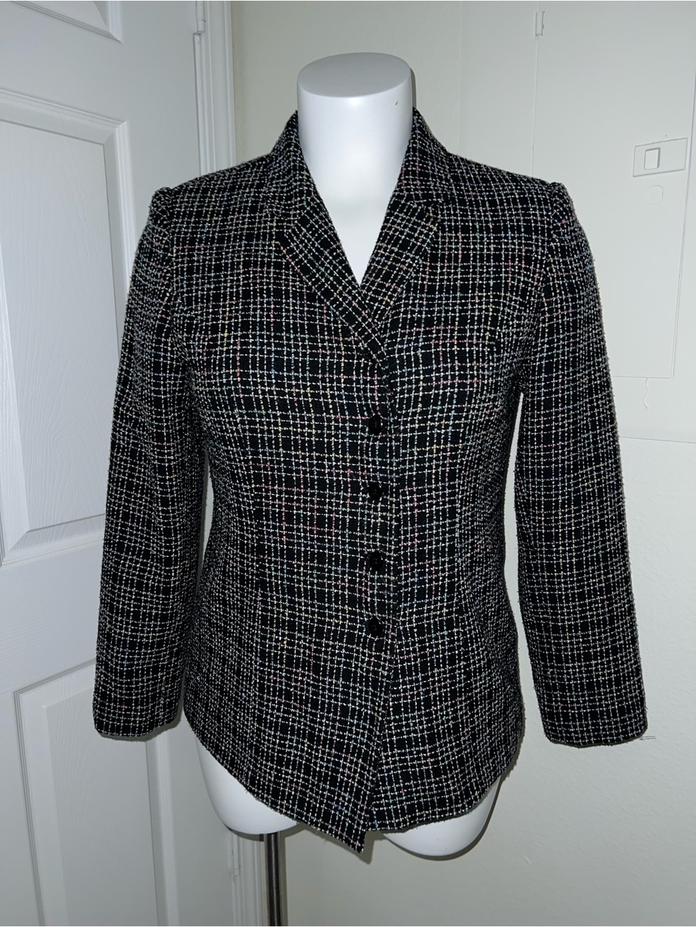 Sag Harbor Black and Multicolor Tweed Button-Front Blazer
